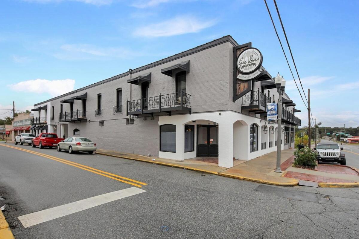 Appartamento Freedom'S Flight - The Post Lofts Statesboro Esterno foto